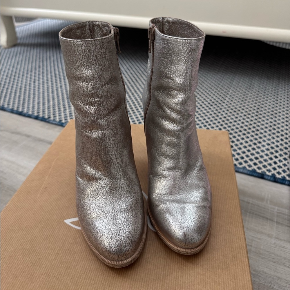 Christian Louboutin Booties Size 36 - Picture 5 of 13